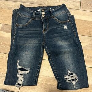 Wallflower sassy high rise destructed jeans